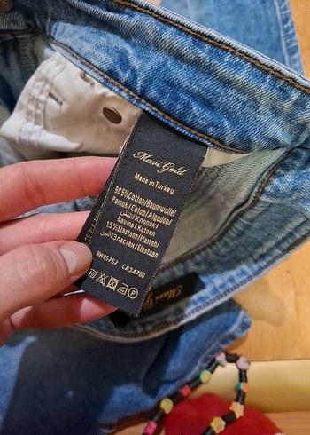 Düğmeli Mavi Mini Kot Şort - Görsel 5