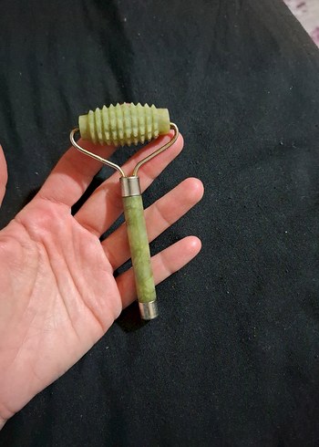 Tırtıklı Yeşim Taşı Yüz Masaj Aleti roller - Görsel 2