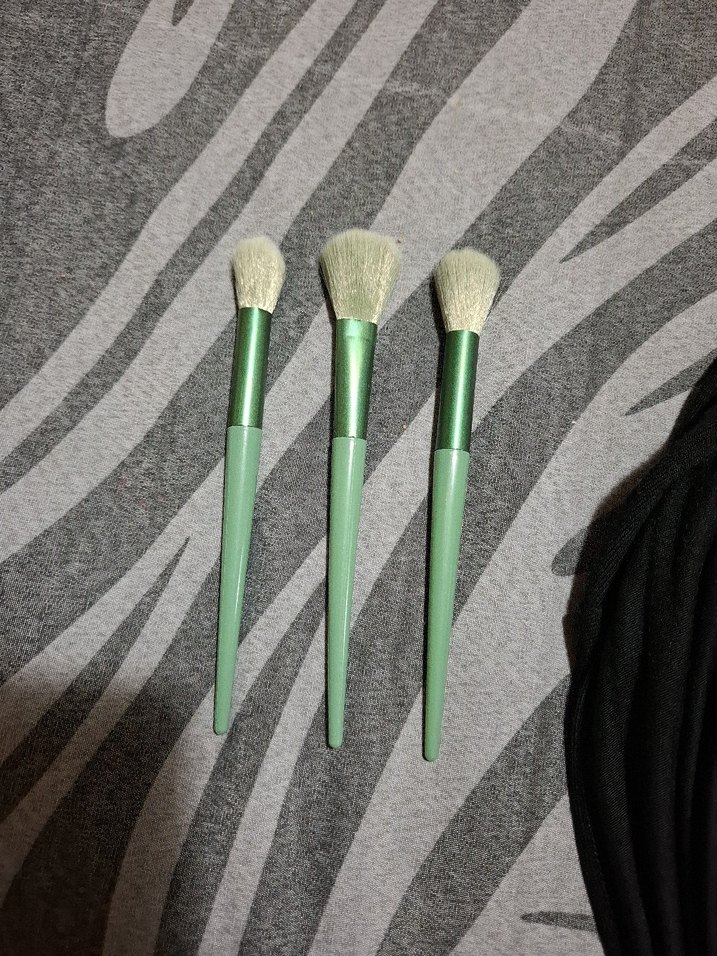 Yeşil Saplı Makyaj Fırçaları Seti - Görsel 5