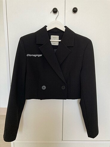 s Beden siyah Renk Quzu crop blazer ceket