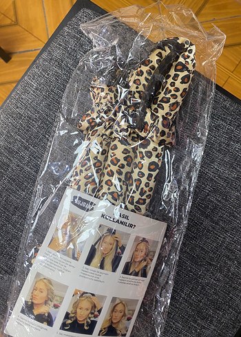 Kahverengi Leopar Desenli Kürklü Saç Sosisi - Görsel 2