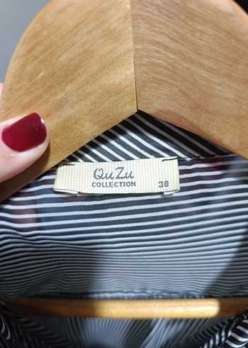 Gri Çizgili V Yakalı Düğmeli Kadın Gömlek - Görsel 4