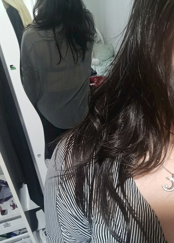 Gri Çizgili V Yakalı Düğmeli Kadın Gömlek - Görsel 5