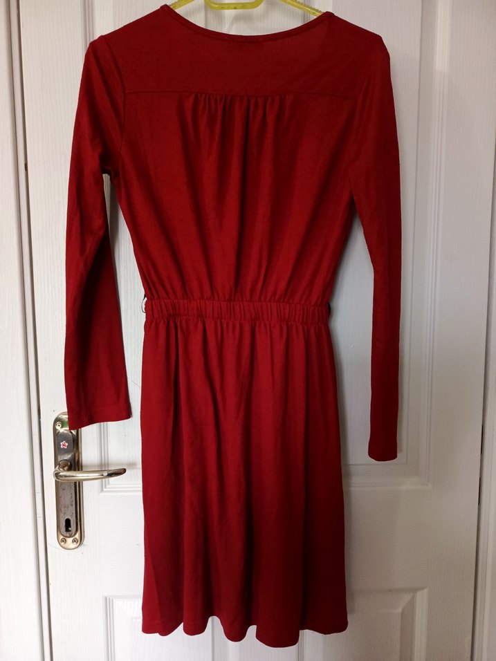 kırmızı elbise - Görsel 5