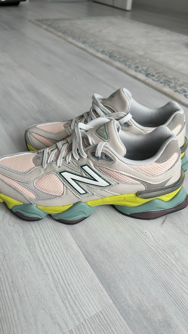 NEW BALANCE 9060 %100 orjinal amerikadan alınmıştır - Görsel 3