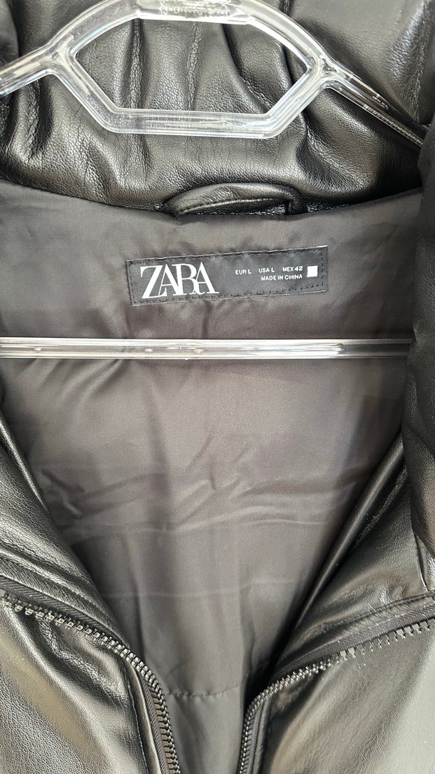 Zara Siyah Deri Görünümlü Midi Ceket - Görsel 5