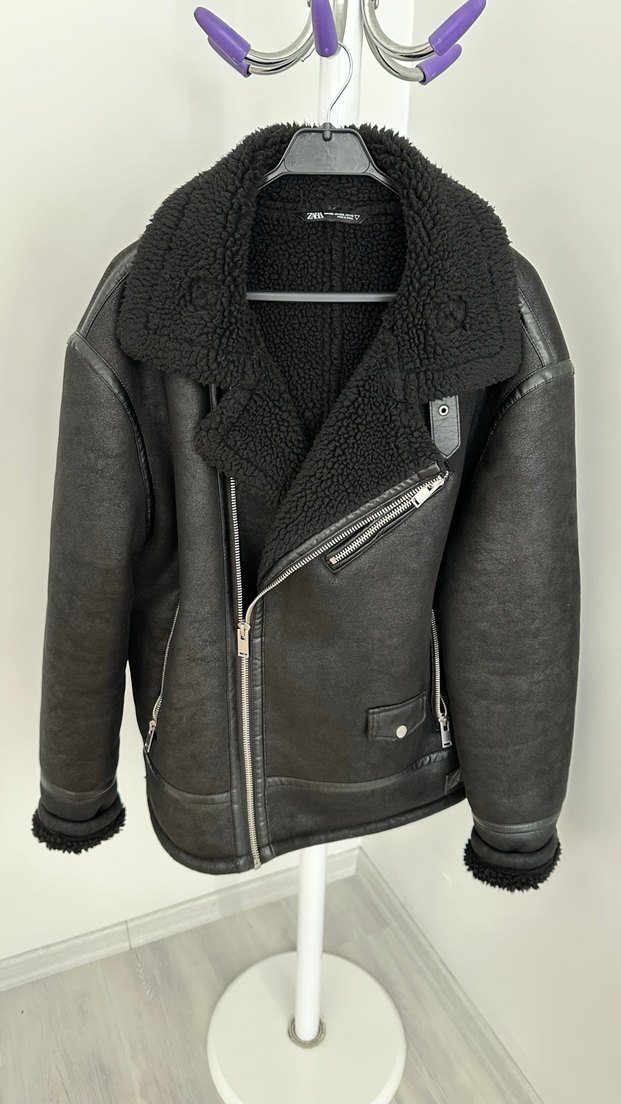 Kürk Detaylı Siyah Deri Biker Ceket - Görsel 2