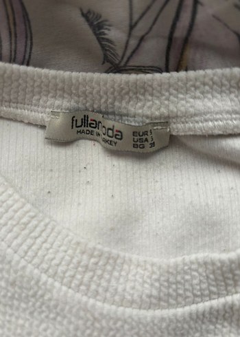 Yandan bağlamalı beyaz crop - Görsel 4