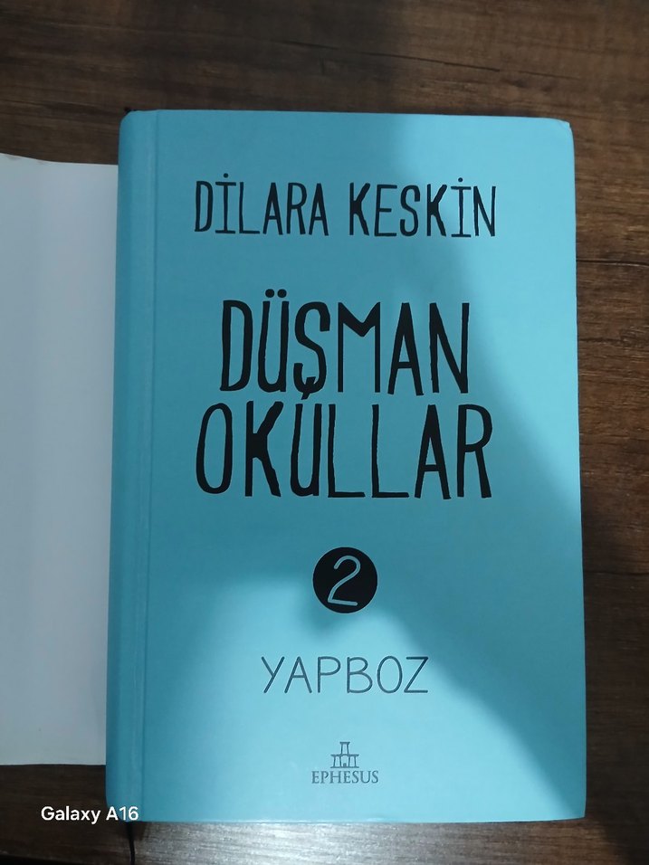 Düşman Okullar - Dilara Keskin - Görsel 3