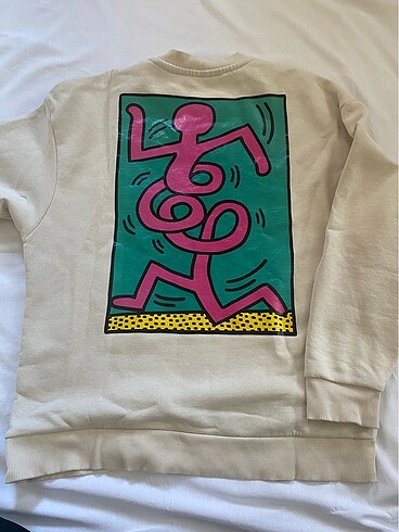 Sweatshirt