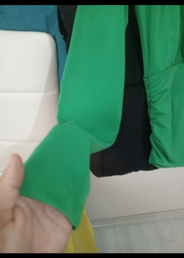 Yeşil uzun kollu crop - Görsel 4