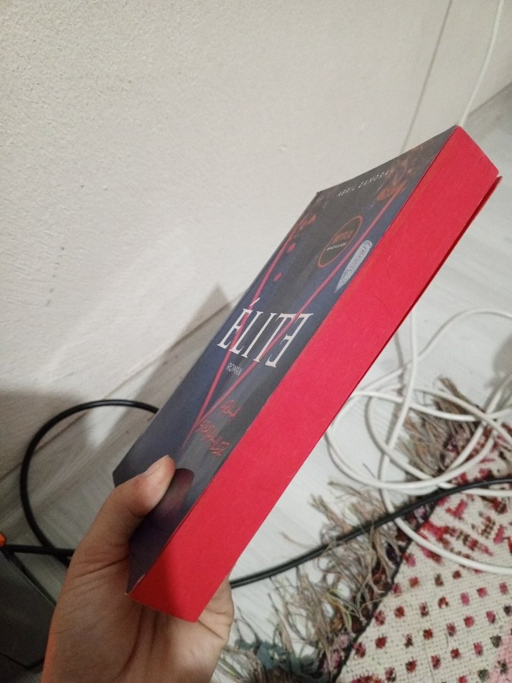 Élite Roman - Abril Zamora - Görsel 3