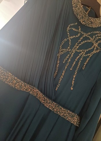 Zara Uzun Kollu İşlemeli Abiye Elbise