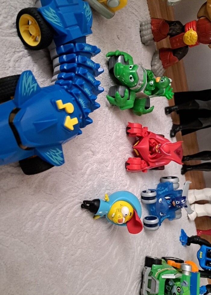 Karakter oyuncaklar lutfen sorunuz  - Görsel 2