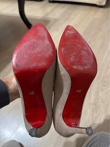 40 Beden Stiletto
