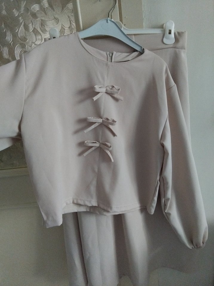 Diger Kadın Beyaz Fiyonklu Uzun Kollu Bluz - Görsel 2