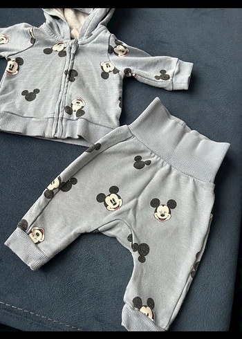 H&M Gri Kapüşonlu Erkek Bebek Takımı