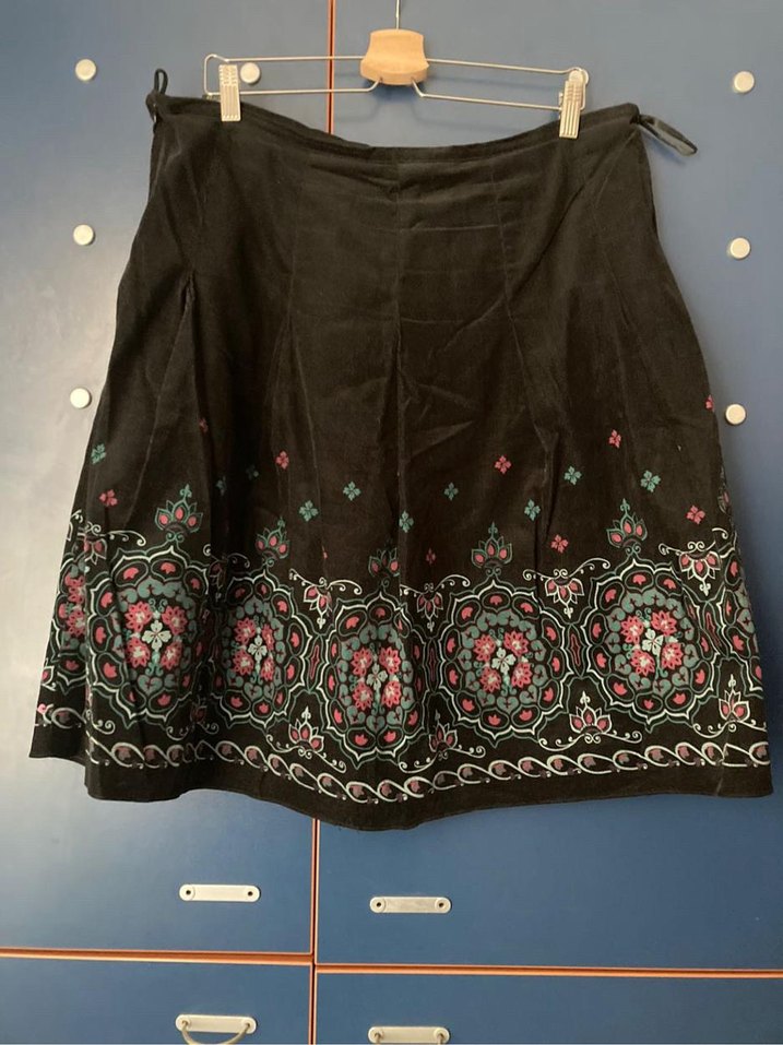 Çok Renkli Desenli Uzun Etek - Görsel 2