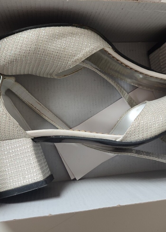 Kız çocuk topuklu ayakkabı  - Görsel 4