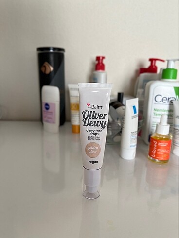 The Balm Oliver Dewy Işıltı Damlası