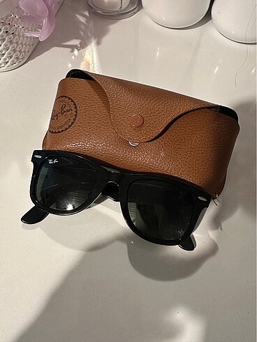 RAYBAN WAYFARER GÜNEŞ GÖZLÜĞÜ