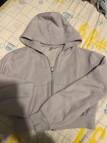H&M LİLA RENK KAPÜŞONLU SWEATSHİRT