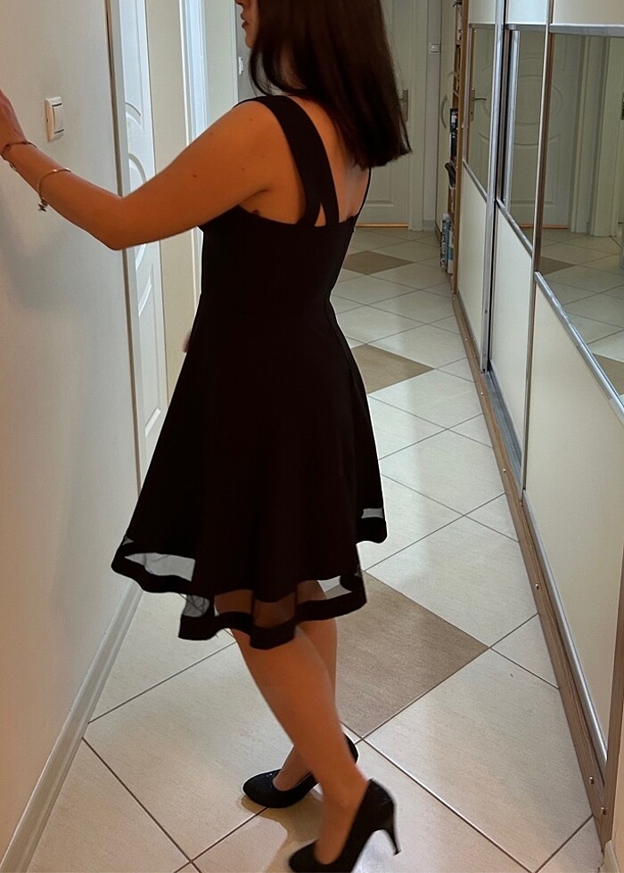 Siyah elbise - Görsel 2