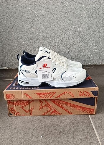 New Balance 530 Beyaz Lacivert