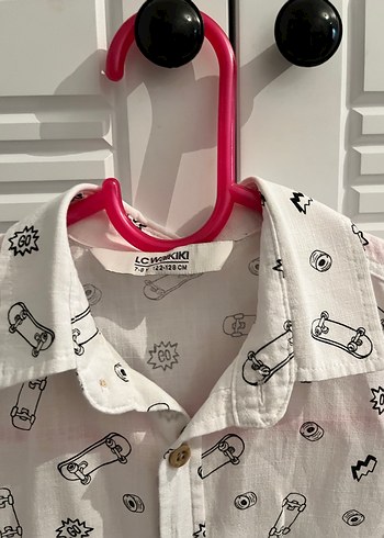 LC Waikiki Erkek Çocuk Beyaz Baskılı Kısa Kollu Gömlek