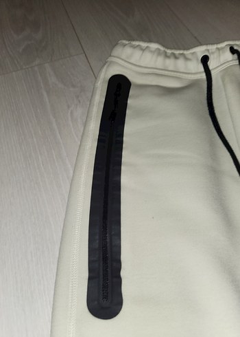 s Beden nike tech eşofman altı