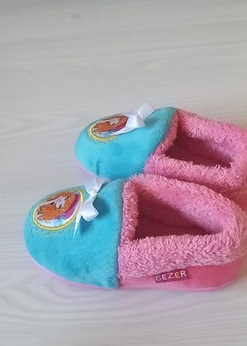 Kız Çocuk Ev terliği, etiketi yok ama sıfır - Görsel 2