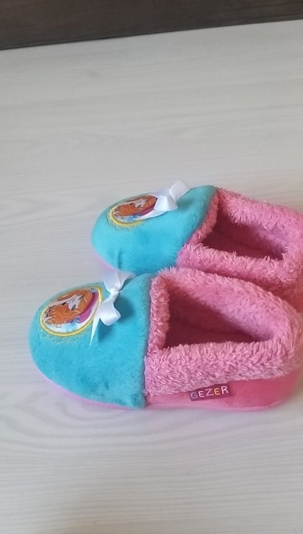 Kız Çocuk Ev terliği, etiketi yok ama sıfır - Görsel 2