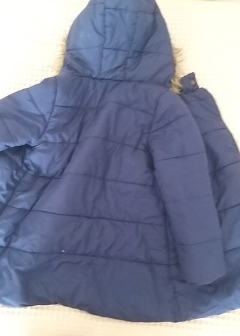 Kız Çocuk Lacivert Kapüşonlu Kürklü Mont - Görsel 4