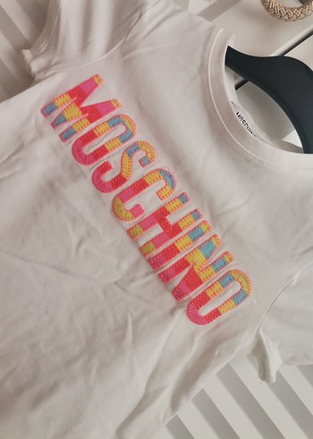 3 Yaş Beden Moschino Bebek Kız Renkli Sokak Stili Takım
