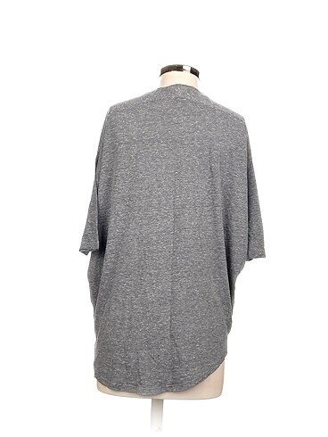 s Beden Vekem T-shirt %70 İndirimli.