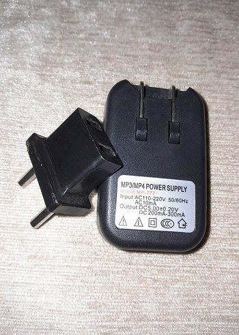 MP3/MP4 Siyah Telefon Şarj Cihazı - Görsel 5