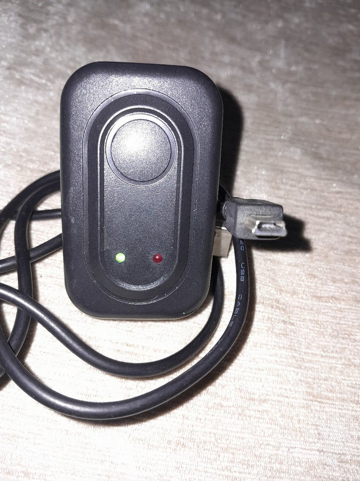 MP3/MP4 Siyah Telefon Şarj Cihazı - Görsel 2