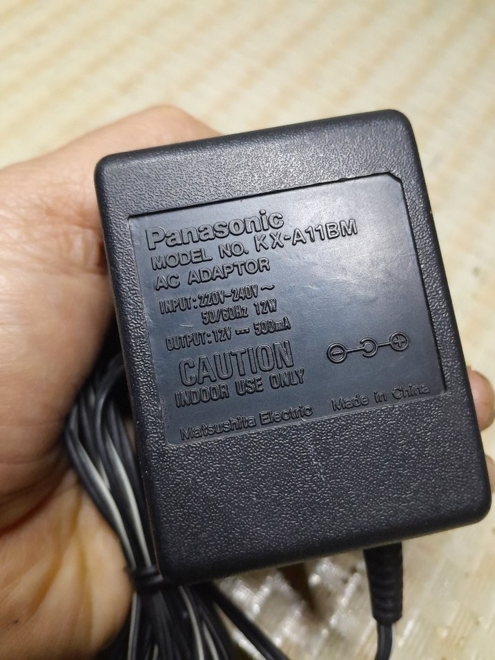 Panasonic Siyah Telefon Şarj Adaptörü - Görsel 3