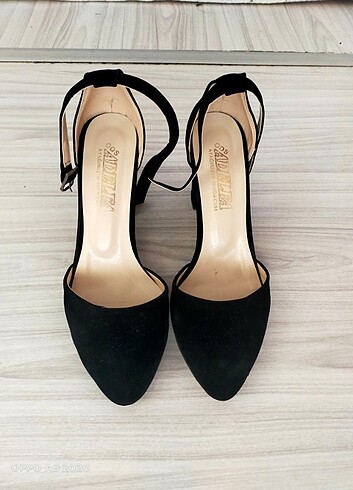 Shoes & More Siyah Süet Topuklu Ayakkabı