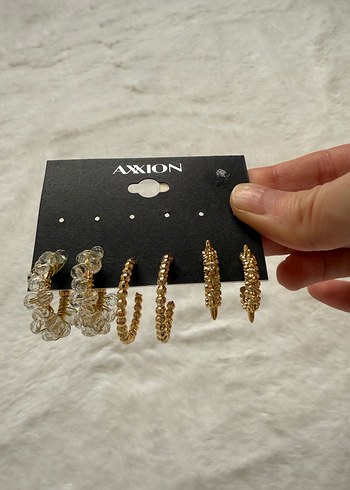 Altın Rengi Mini Boncuklu Yılan Desenli Küpe Seti - Görsel 2