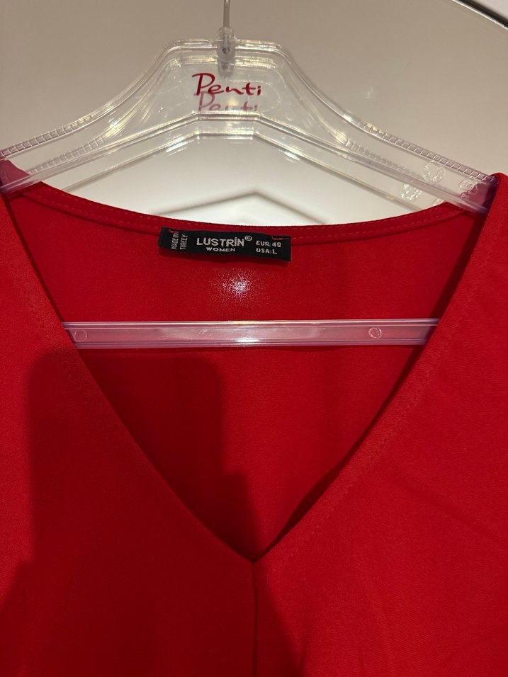 Kırmızı V Yaka Drapeli Mini Kadın Bluz - Görsel 4