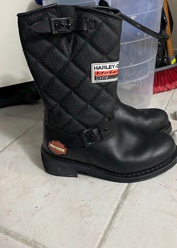Harley Davidson Siyah Kapitone Biker Bot