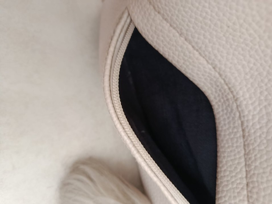 Beyaz Deri Fermuarlı Sırt Çantası - Görsel 4