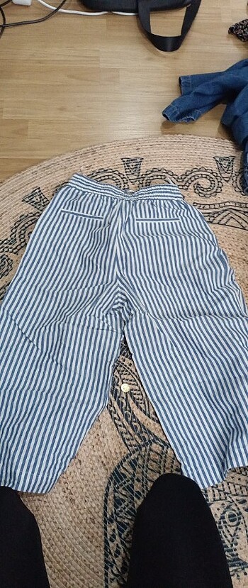 36 Beden Geniş paça kısa pantolon