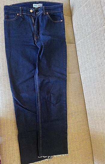 Zara 1 defa giyildi