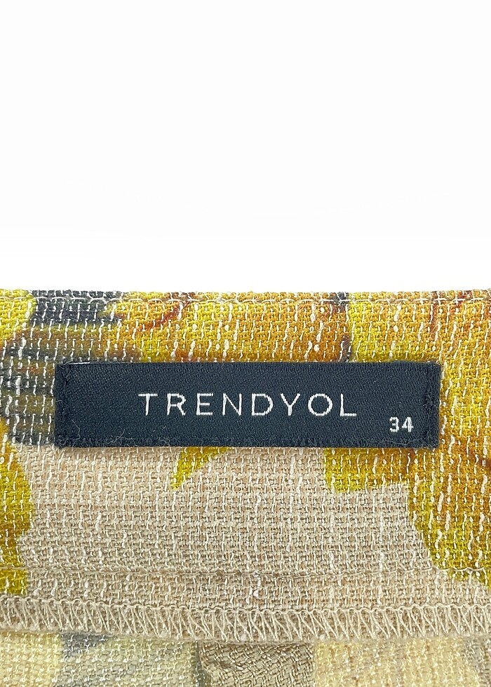 Trendyol & Milla Mini Şort %70 İndirimli. - Görsel 4