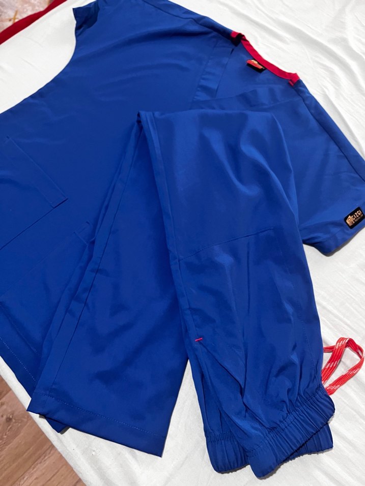 Çizgi Mavi Kısa Kollu V Yaka üniforma - Görsel 4