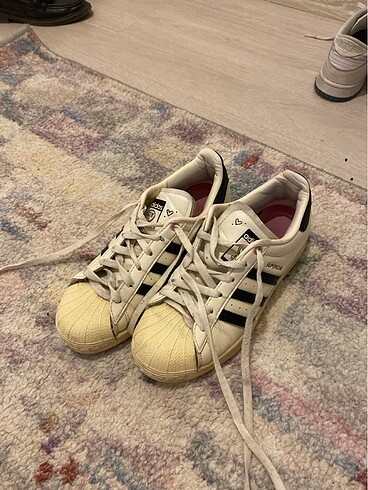 Adidas superstar