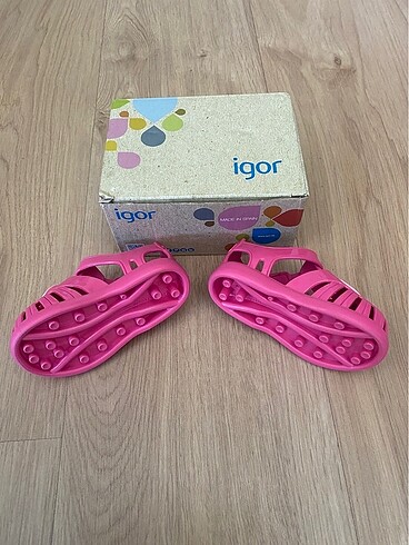 20 Beden pembe Renk Igor Tobby Gloss Love Sandalet 20 Numara