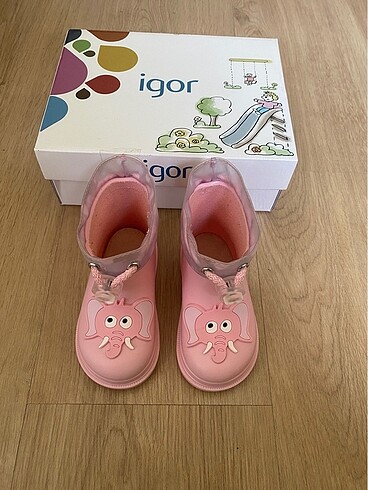 Igor Fil Logolu Pembe Yağmur Çizmesi 21)